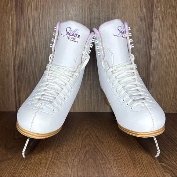 🔥🔥🔥JACKSON White and Purple Soft Skate Size: 9🔥🔥🔥 - Picture 4 of 8